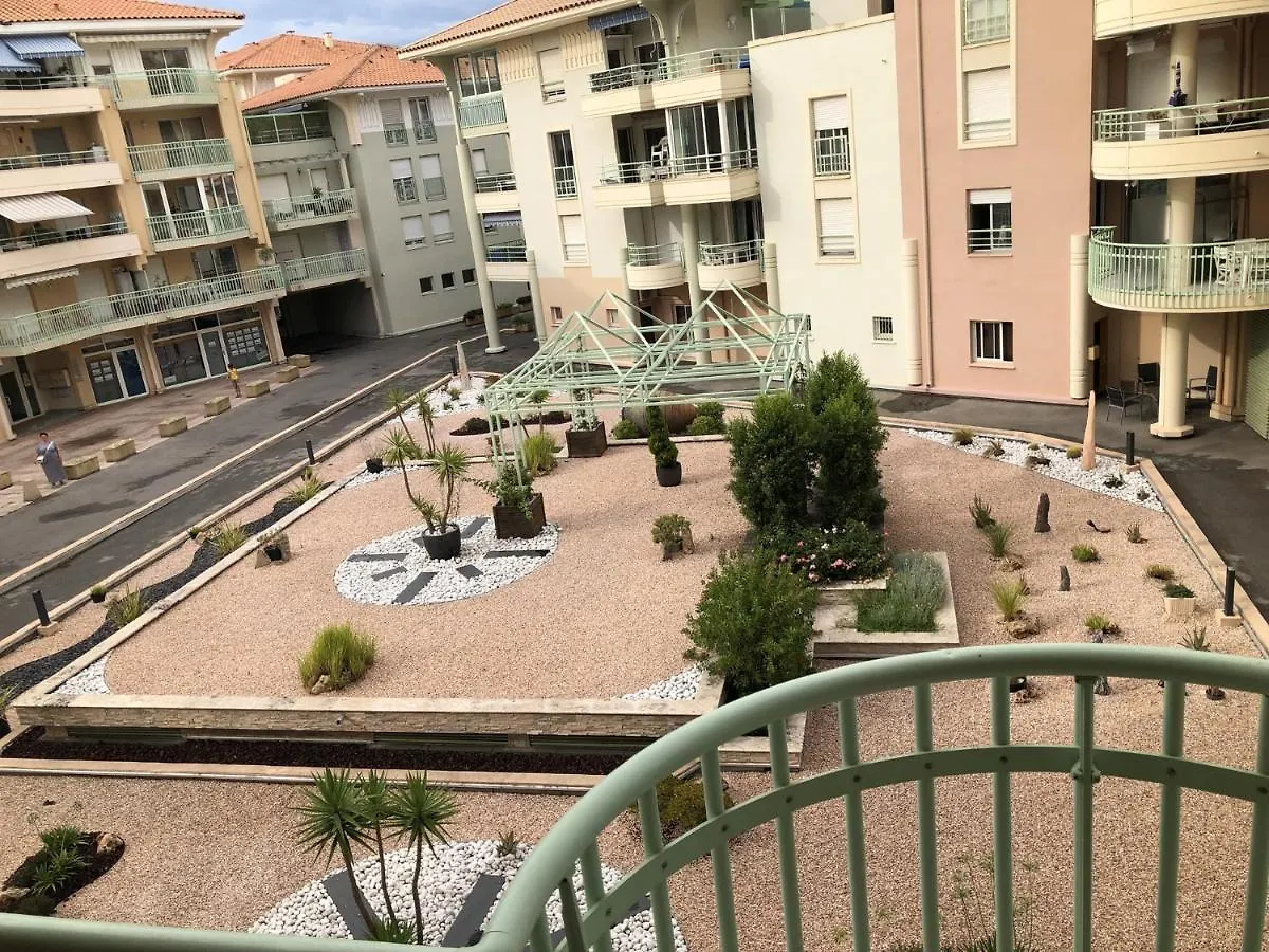 Port Frejus Apartment